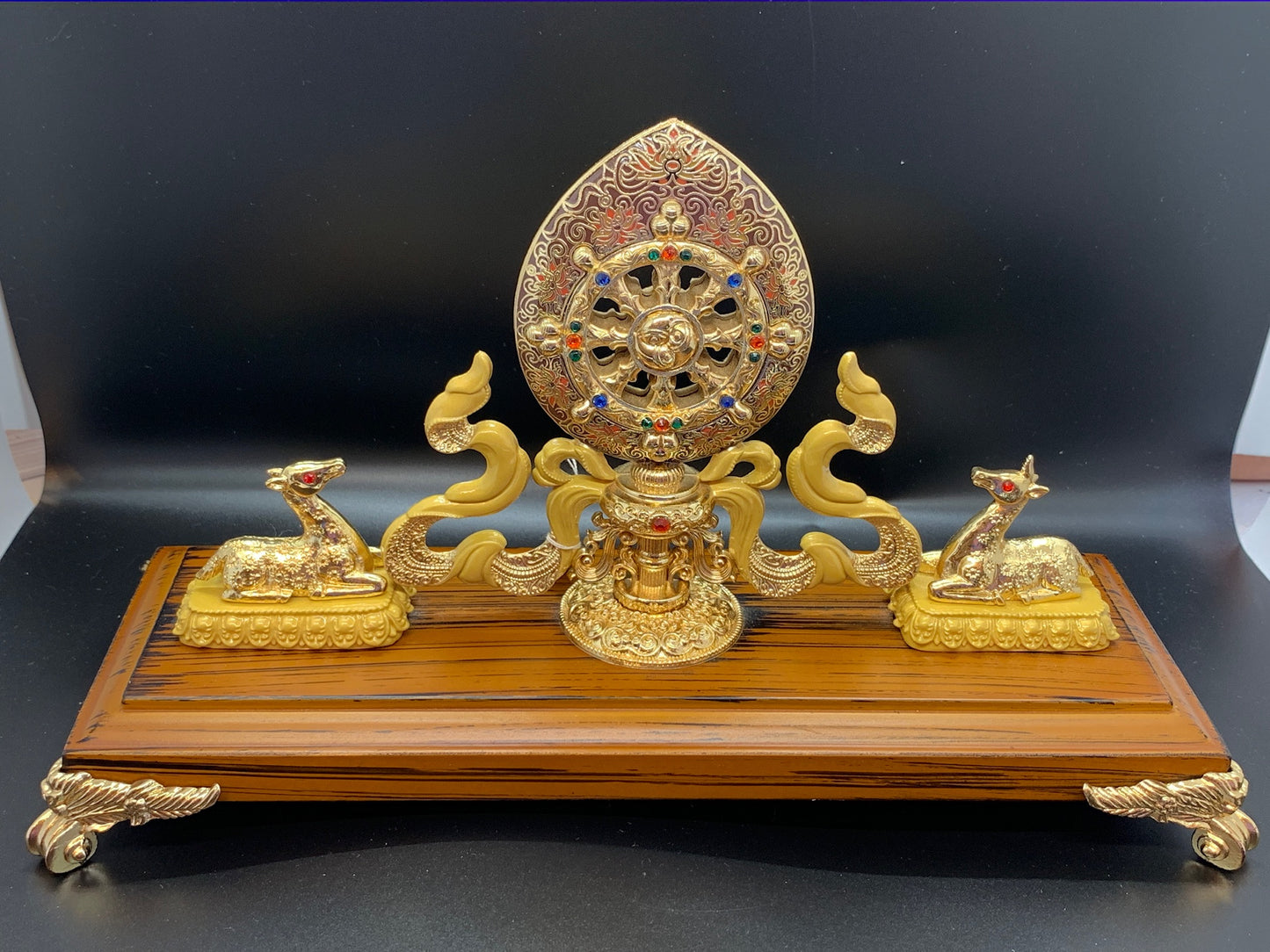 16349 - Dharma Wheel with Pair Of Deer