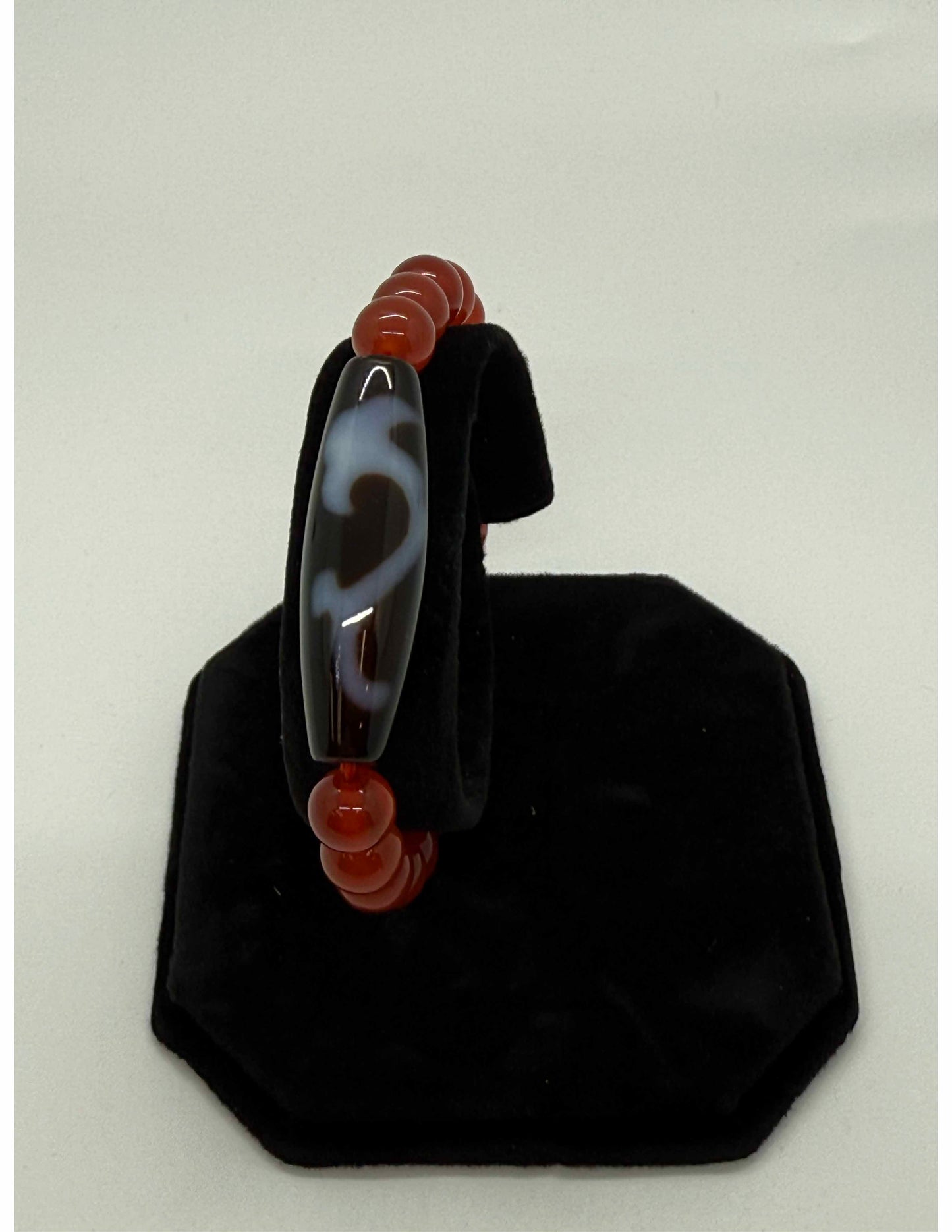 4206 - Ru Yi Dzi Bead With 8mm Red Agate Bracelet