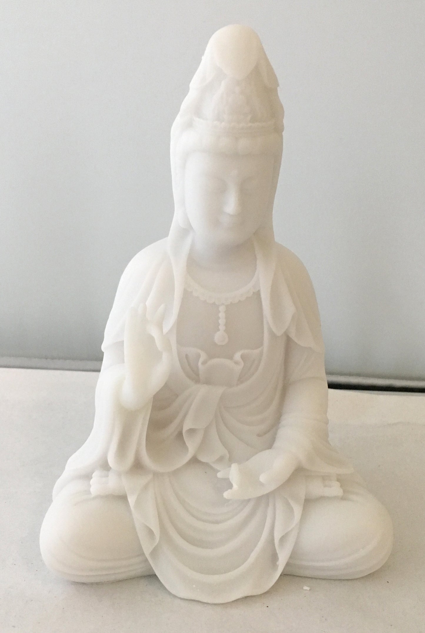 15810 - Kuan Yin Sitting - 5 Inches Height