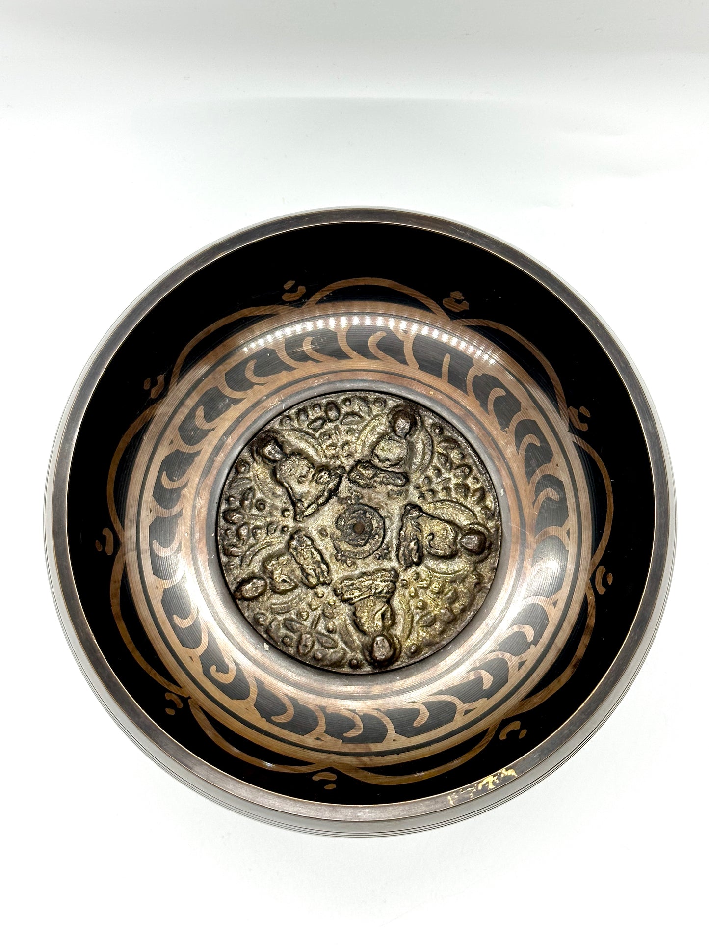 6689 - Singing Bowl with Om Mani Padme Hum Matra - 6 Inches