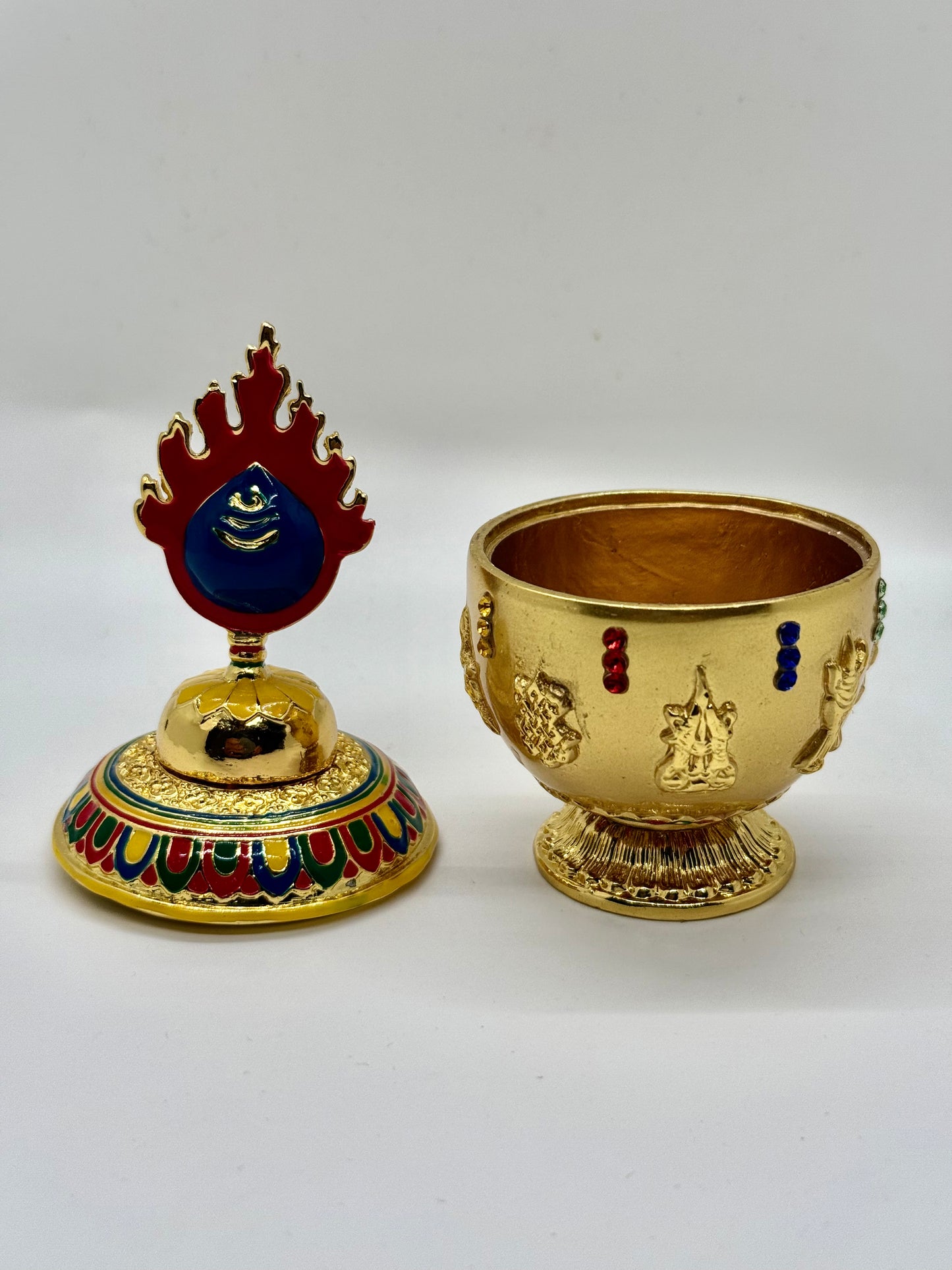 13159 - Eight Auspicious Symbol Jar