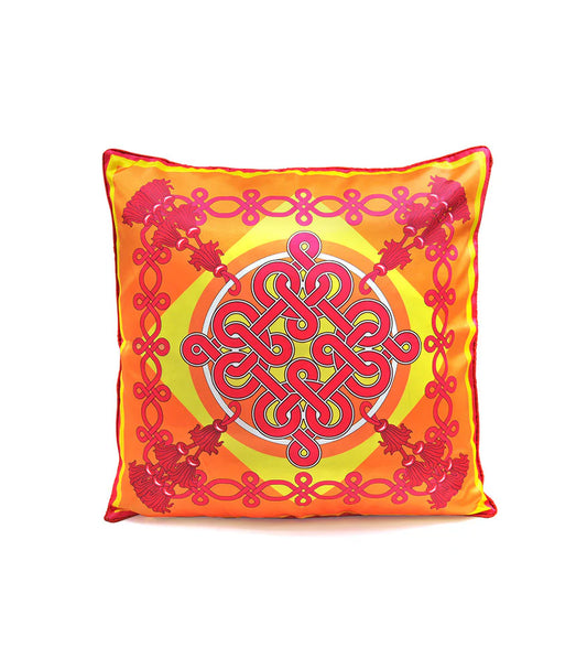 7246 - Everlasting Knot Cushion Cover - Yellow