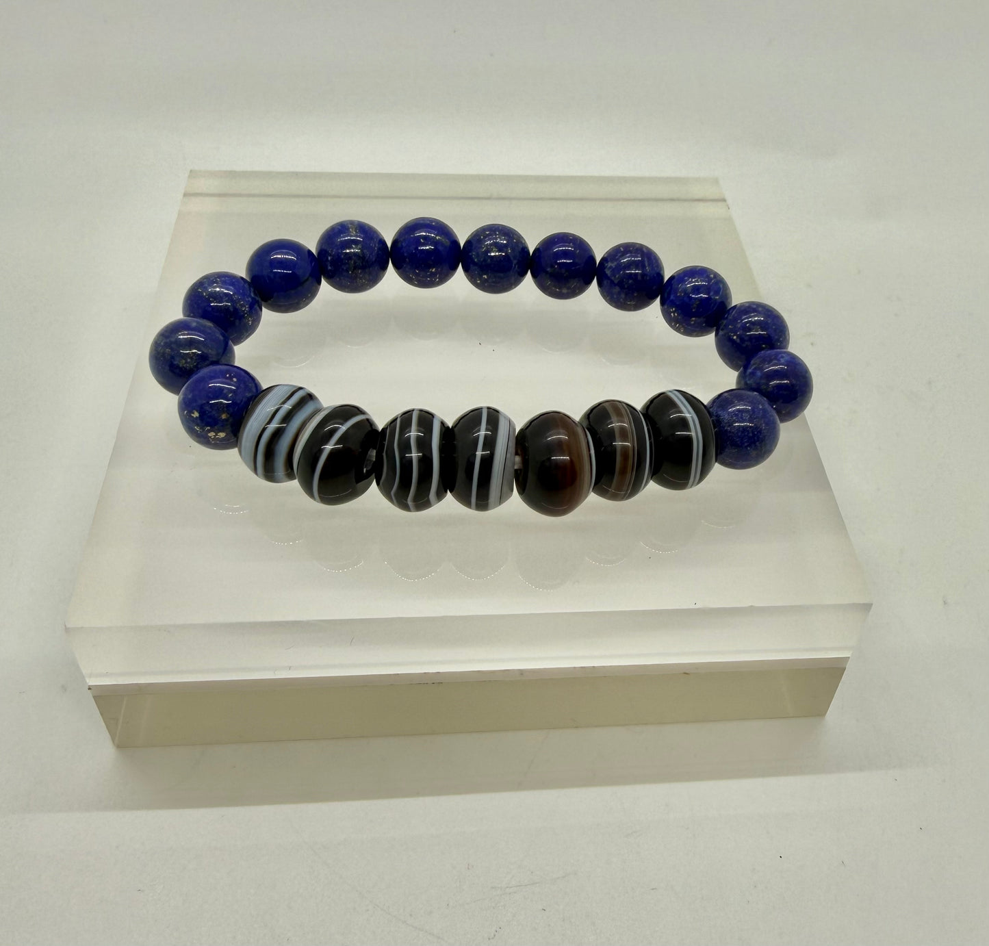 15856 - Medicine Buddha DZI with 10mm Blue Lapiz Bracelet