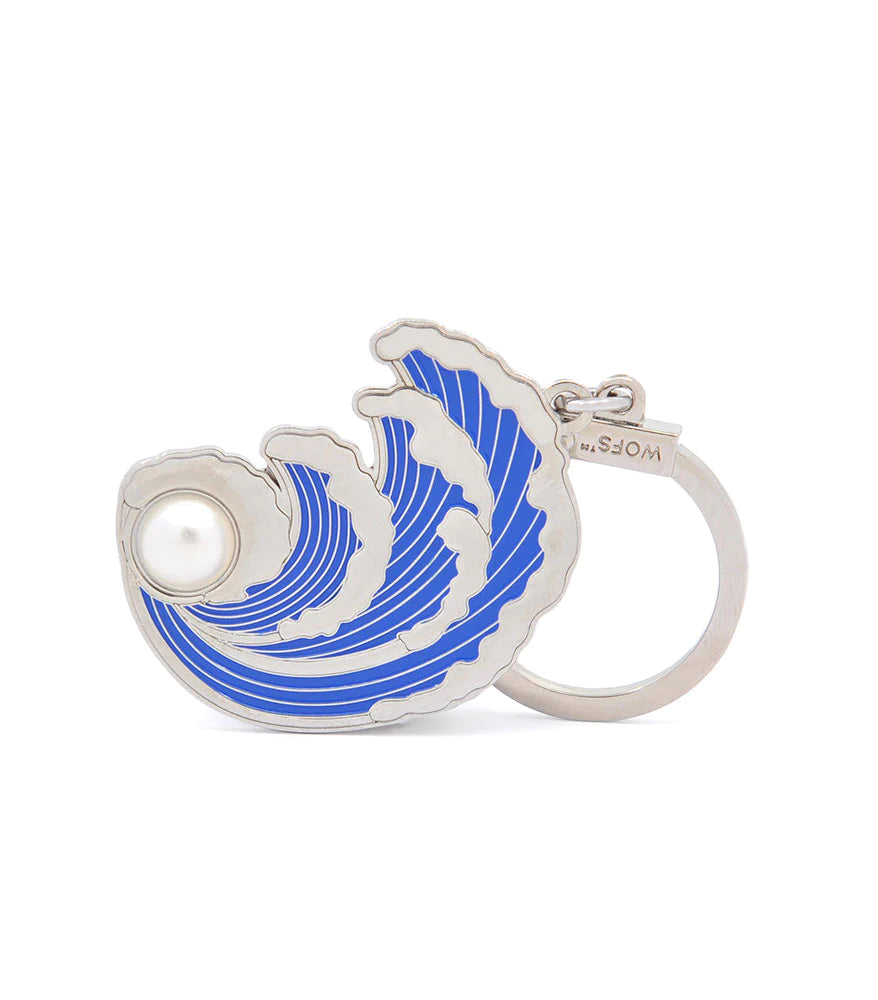 6879 - Water Wave With Pearl Amulet